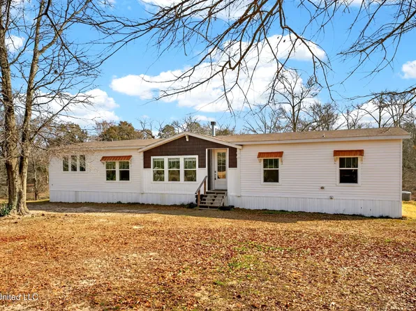 14 Elmer Smith Rd, Lumberton, MS 39455