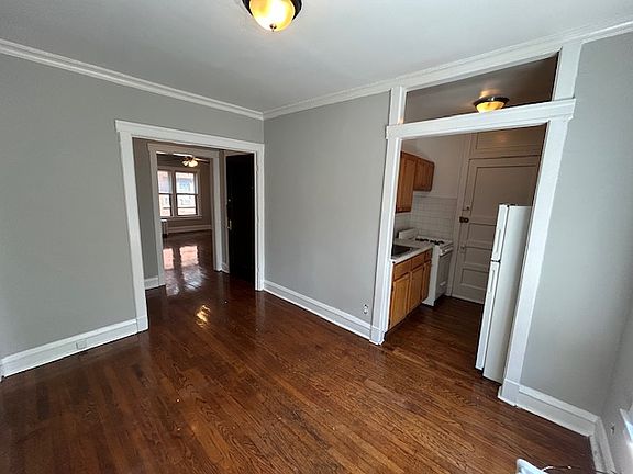 4th image of 6639 N Newgard Ave #3W