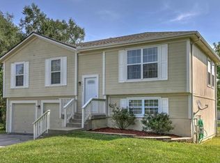 17609 S Prospect Ave, Belton, MO 64012