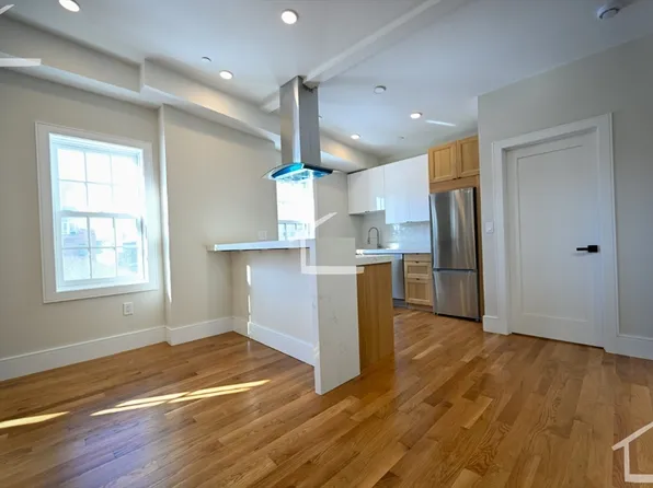 18 Winchester St, Boston, MA