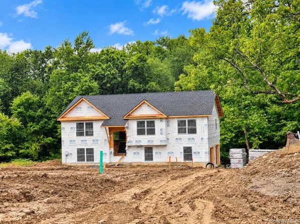 7 Lindenwood Lane, Newburgh, NY 12550