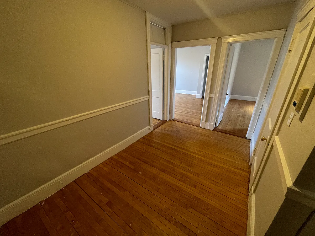 Building Photo - 92 Cypress St #3