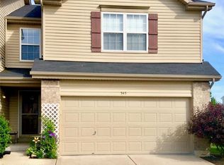 545 Country Circle Dr, Lake Saint Louis, MO 63367