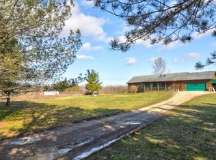7193 Severance Rd, Cass City, MI 48726