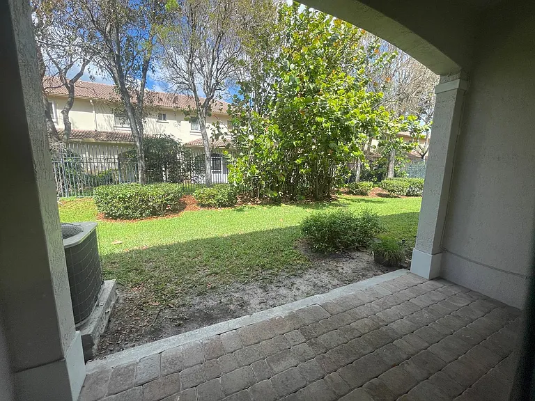 2796 SW 83rd Ave #102 — Photo 9
