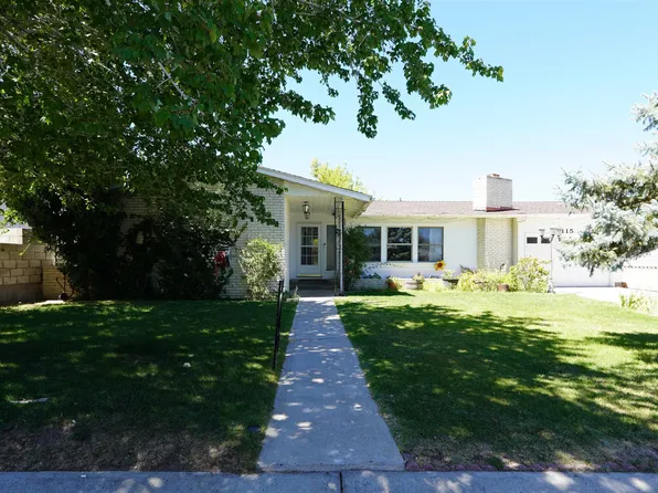 115 A St, Hawthorne, NV 89415