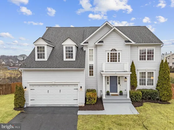 235 Rebecca Dr, Winchester, VA 22602