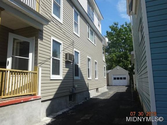 3rd image of 803 Jefferson Ave