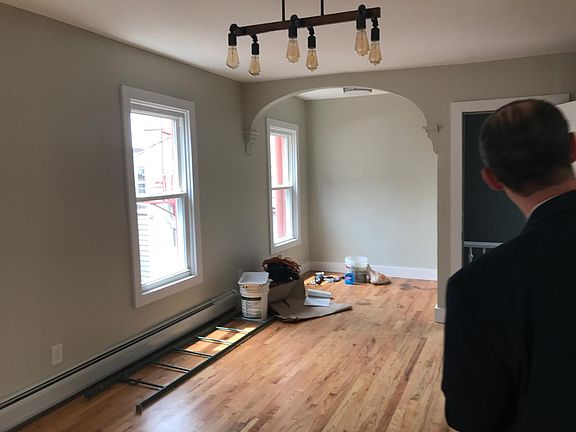 3rd image of 44 Beacon Ave #202