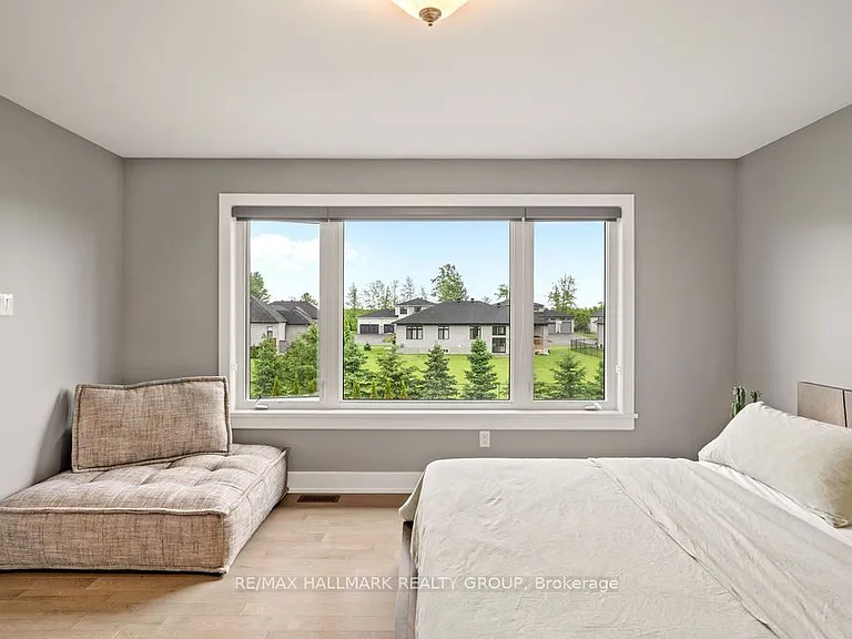 1575 Rangeland Ave — Photo 26
