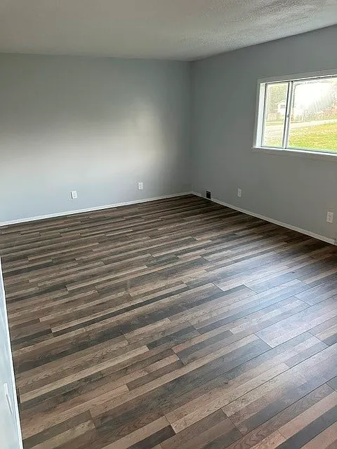 2 bed, $1,200 — Photo 3