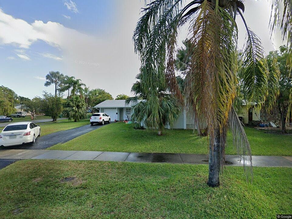 1st image of 18555 SW 94th Ave