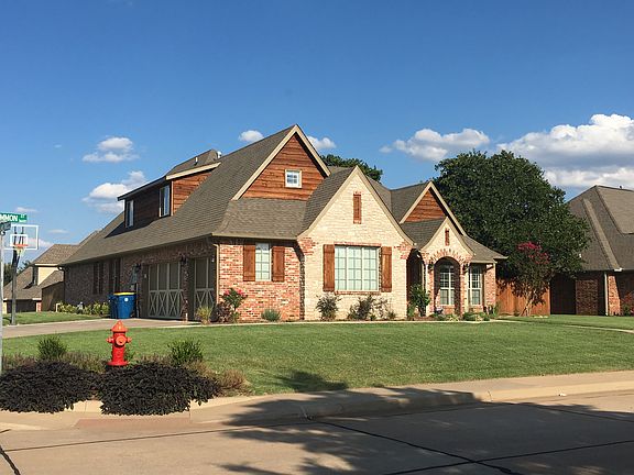3rd image of 3601 S Persimmon St