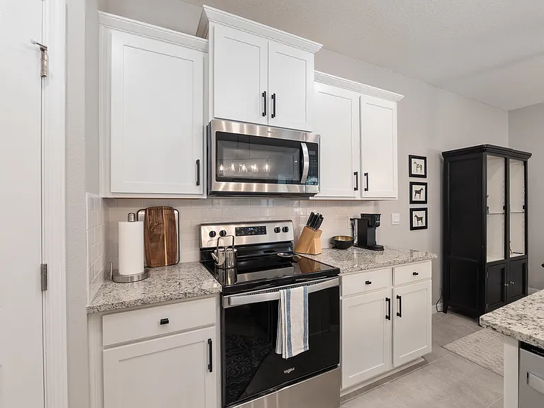5293 NW 48th Pl — Photo 14