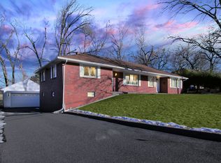 137 Stevens St, Ludlow, MA 01056