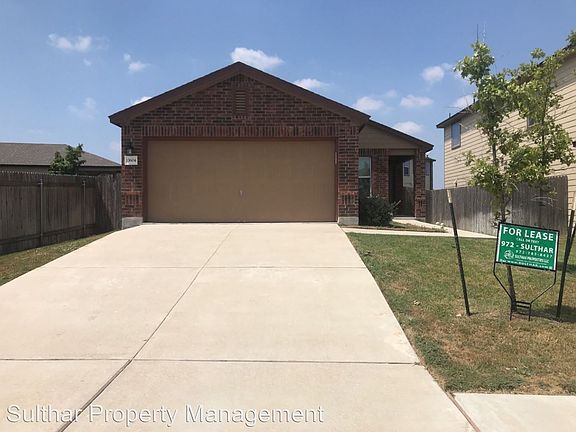 2nd image of 13604 Abraham Lincoln St