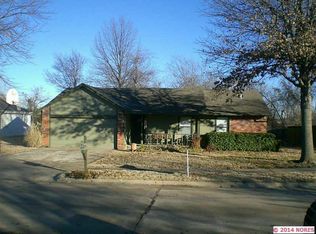 8216 E Norman Ave, Broken Arrow, OK 74014