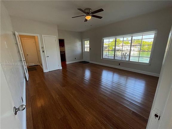 3rd image of 2133 Calais Dr #2133