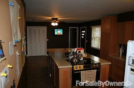 3rd image of 705 S Forest Park Dr