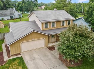 8819 Glenrock Dr, New Haven, IN 46774
