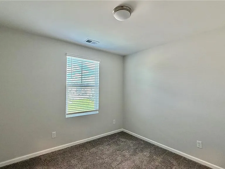 37 Stetson Dr — Photo 6