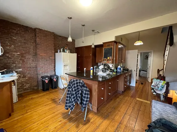 24 Worthington St #3, Roxbury Crossing, MA 02120