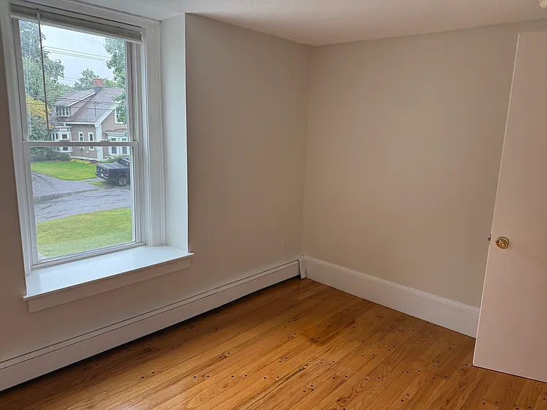 7 Waushacum Ave #D — Photo 6