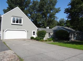 127 Westcott Rd, Scituate, RI 02857
