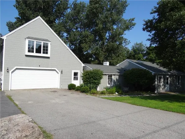 127 Westcott Rd, Scituate, RI 02857