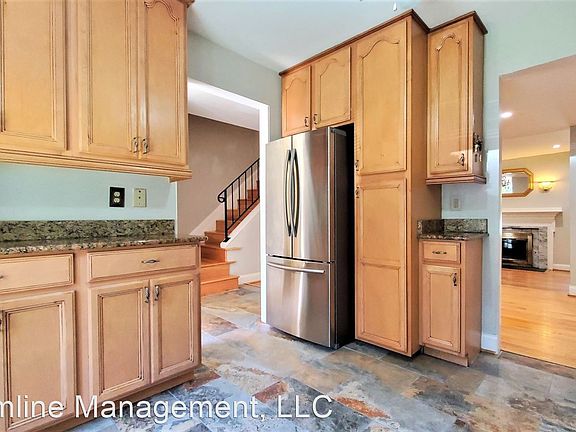 3rd image of 1727 Redgate Farms Ct