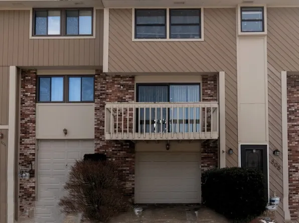 808 Wheatland Cir, Bridgeville, PA 15017