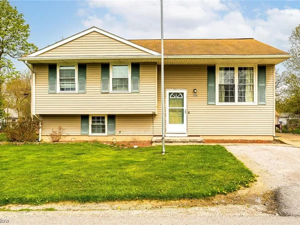 375 Harcourt Rd, Vermilion, OH 44089