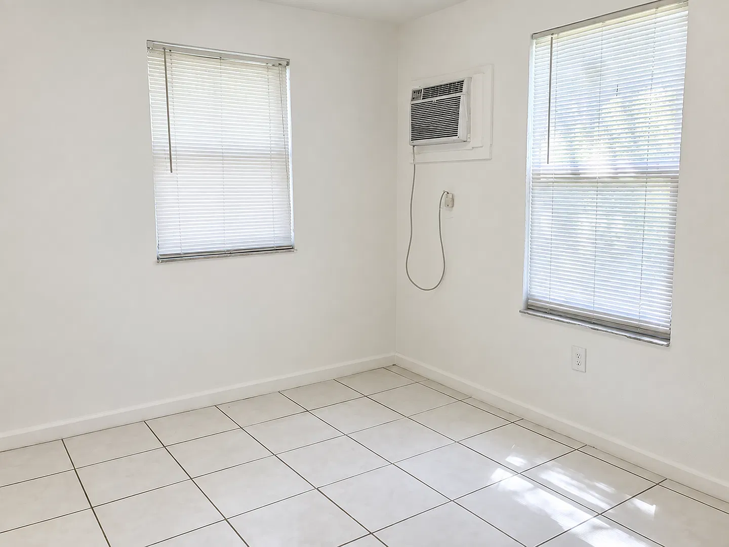Discover Comfort and Convenience in Our 1-Bedroom Apartment — Photo 4