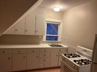 18 Orchard St APT 4, Pawtucket, RI 02860