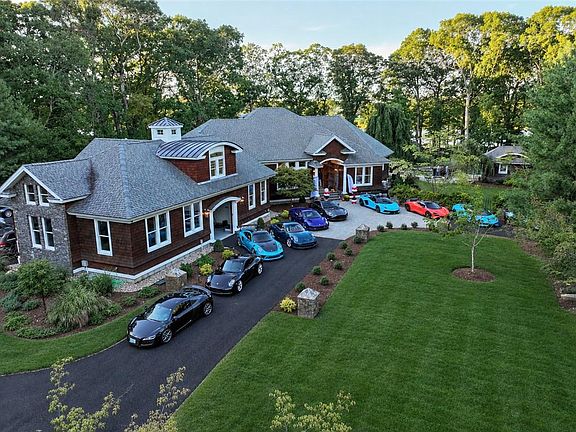 2nd image of 46 Pojac Point Rd