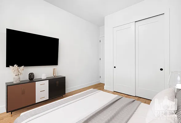 Bedroom, photo 2