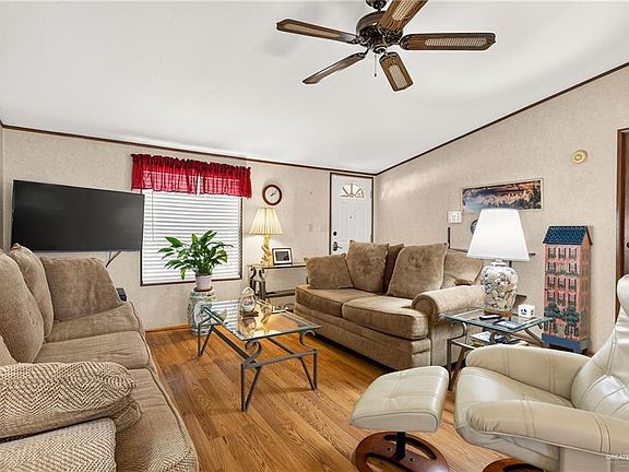 4th image of 1801 Jefferson St