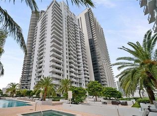 1050 Brickell Ave APT 2122, Miami, FL 33131