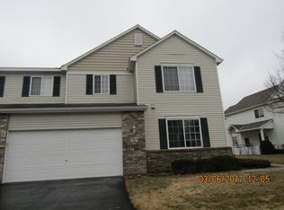 10879 Oak Grove Cir UNIT B, Woodbury, MN 55129