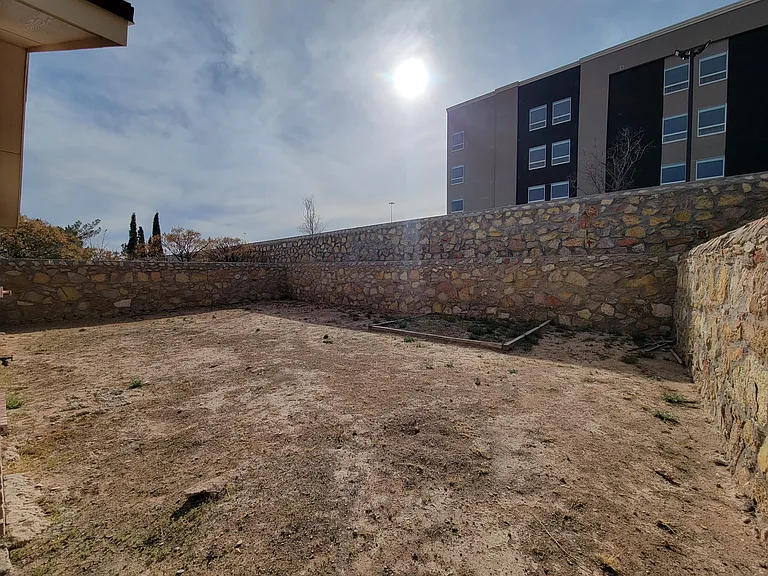 3605 Tierra Zafiro Dr — Photo 41