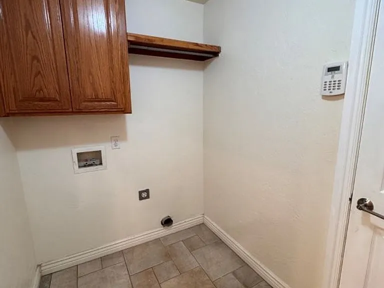 1704 Dorothy Dr — Photo 16