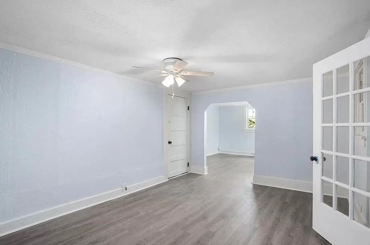 1 bed, 1875 sqft, $900 — Photo 2