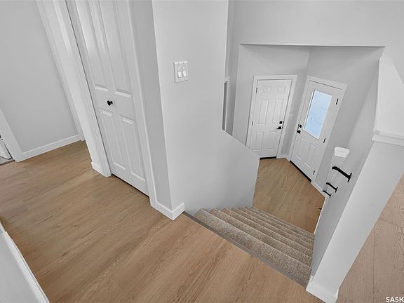 2nd image of 4 Aspen PLACE