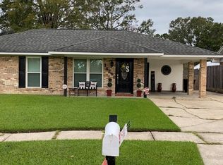 14261 Richardson Dr, Greenwell Springs, LA 70739