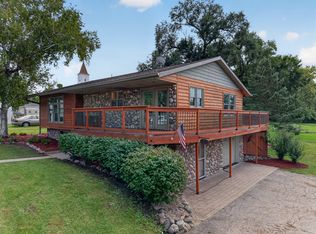 159 N Main St, Seneca, IL 61360