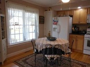 9 Parc Pl UNIT 4, Southampton, MA 01073