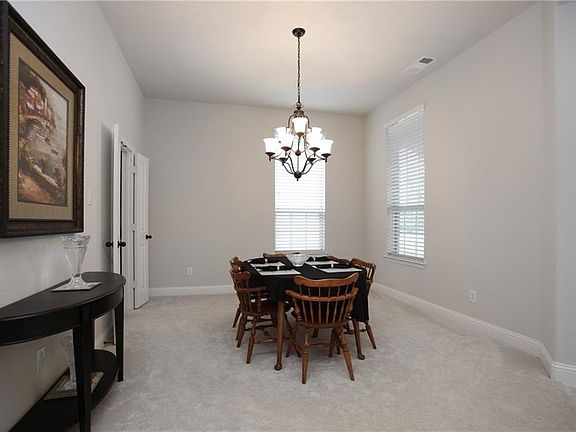 5th image of 11184 Yucca Dr
