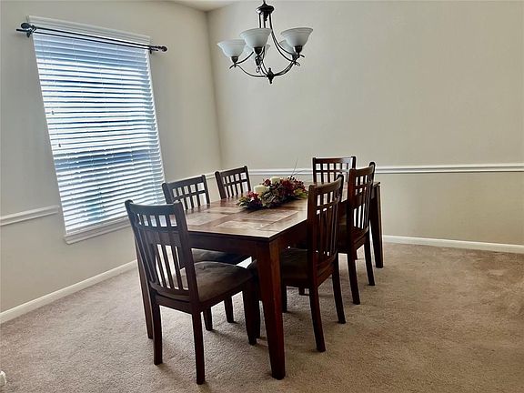4th image of 1801 Northampton Dr