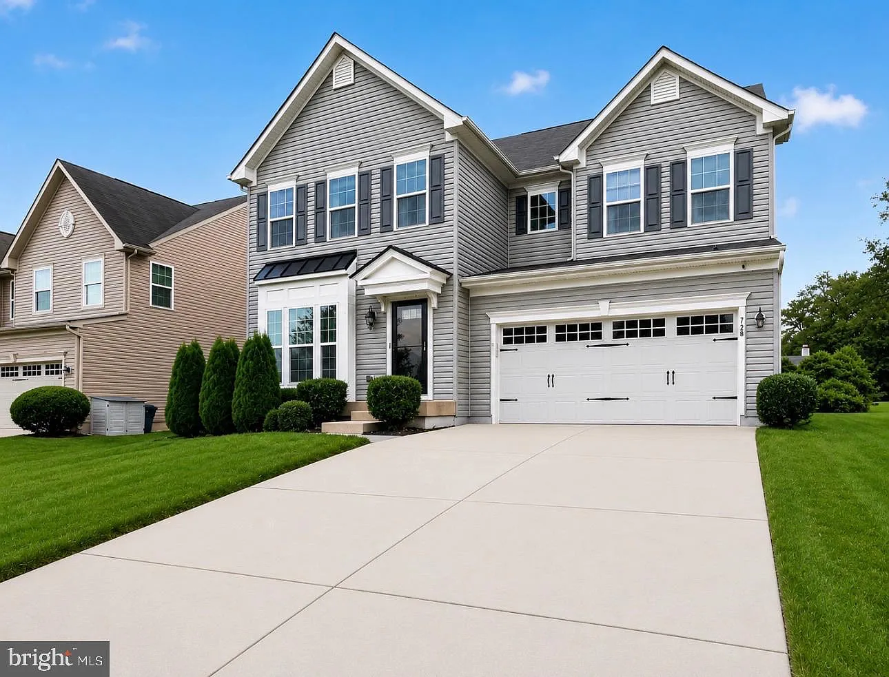 4 bed, 3.5 bath, 4807 sqft, $4,295 — Photo 1