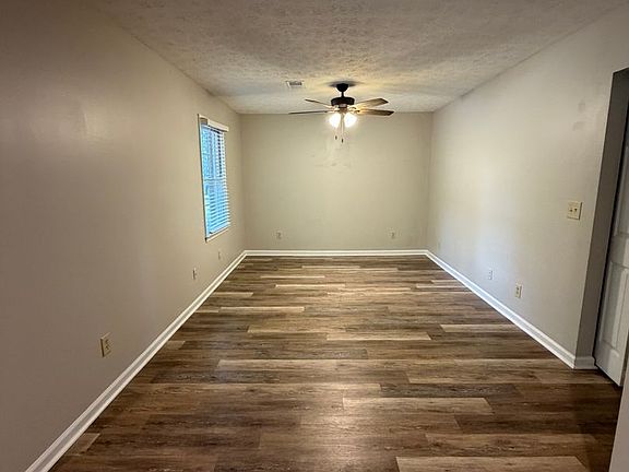 4th image of 1348 Kent Dr
